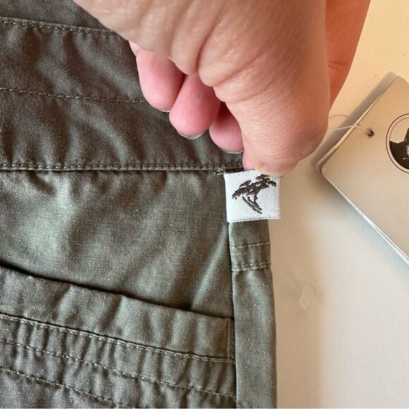 NWT Columbia Cape Rush Flat Front Shorts Size 10 Active Fit Hiking Outdoor - Picture 6 of 15